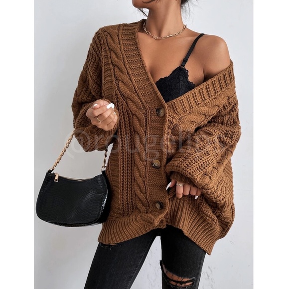 Oversized Brown Cable Knit Cardigan Long Sleeves Hip Length Buttoned - Picture 4 of 11